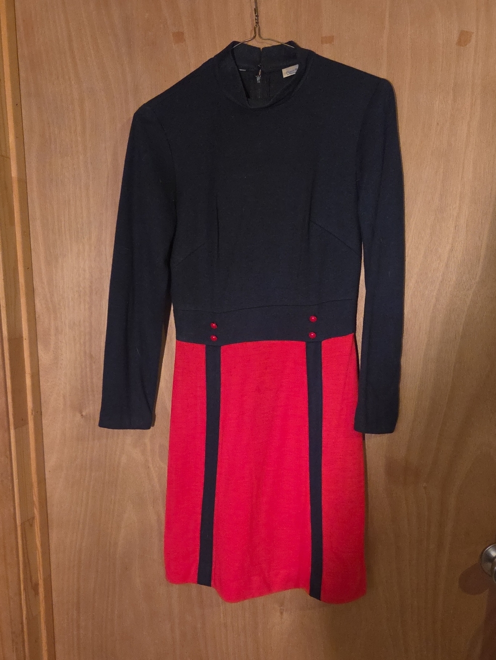 60s/70sColorblocked Long-Sleeve Knit Dress in Black and Red